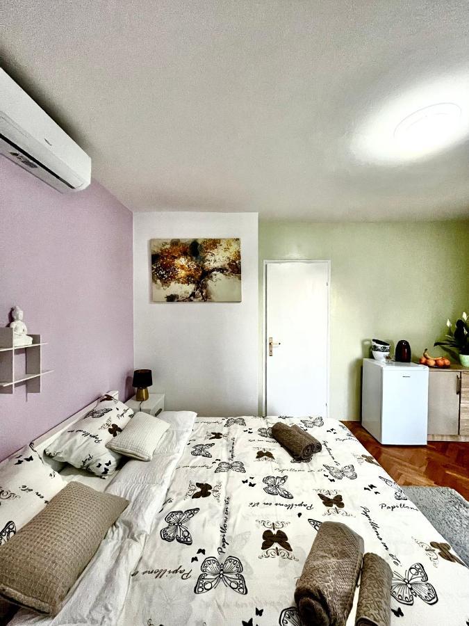 Romantic Room For Two Persons Poreč Extérieur photo